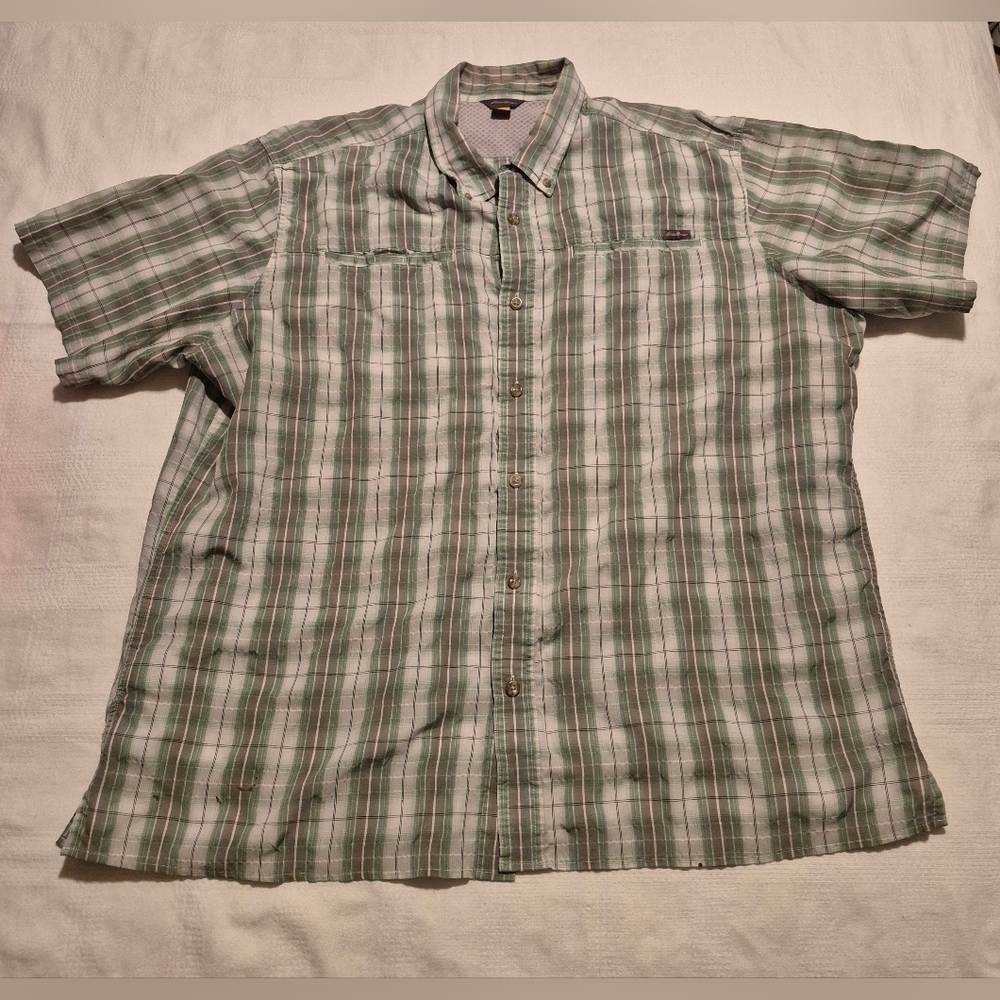 Eddie Bauer men's size 2XL gray, green & white plaid short sleeve shirt defects